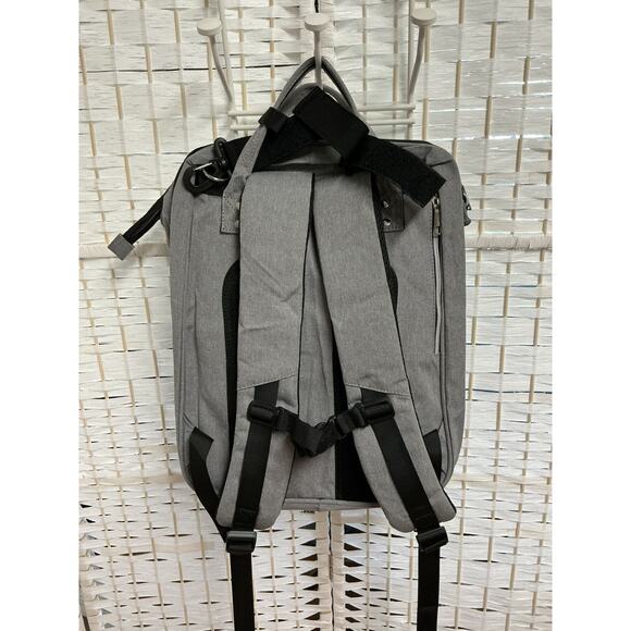 Midibeini Multifunction “Mommy‎ Backpack” and Bed - Picture 4 of 9